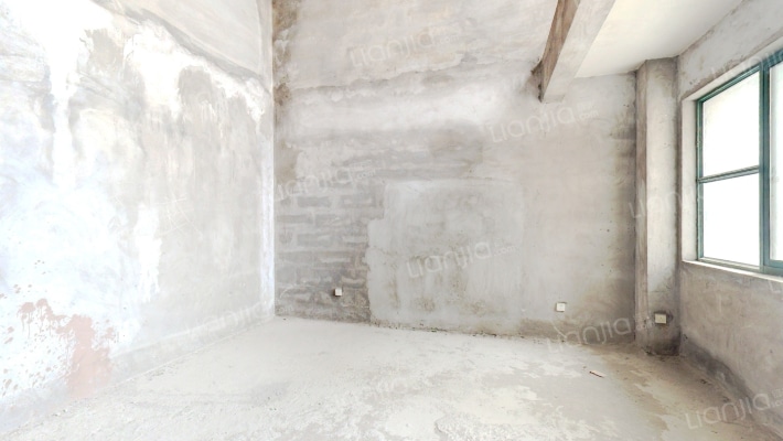 新桥商贸大厦二手房实景图