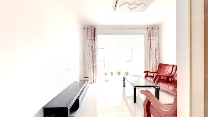 时代佳苑二手房实景图