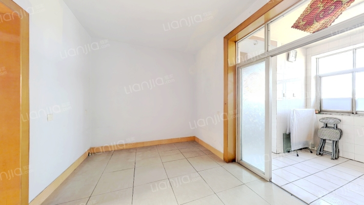 襄阳轴承厂七街坊二手房实景图