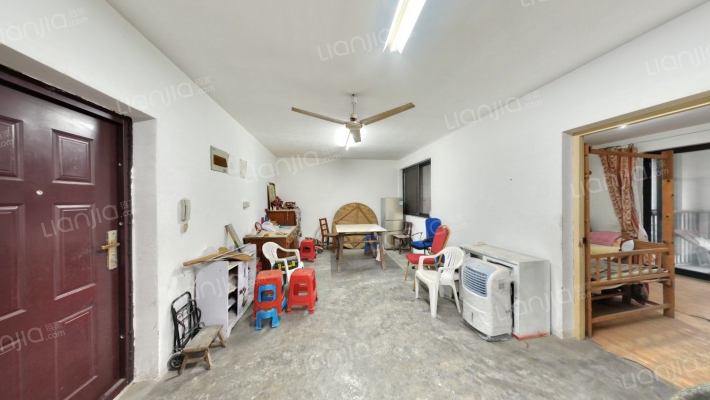 龙田花苑一期二手房实景图