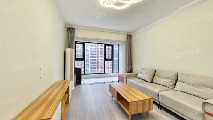 中德英伦世邦F区二手房实景图