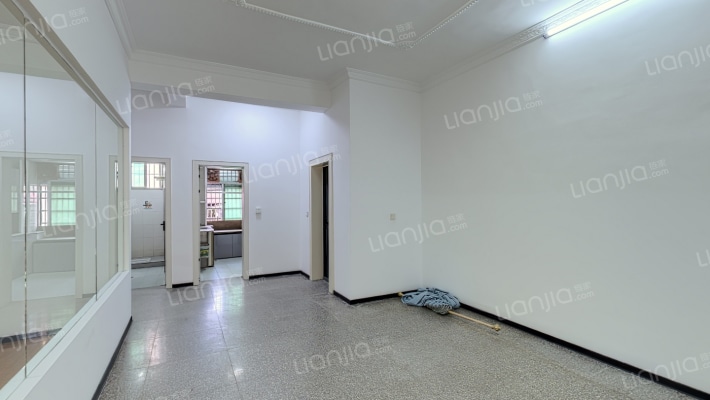 鸟林街二手房实景图