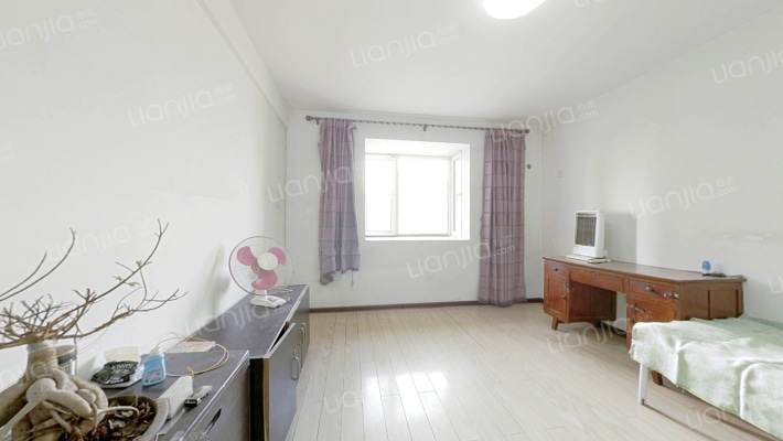 东和家园二手房实景图