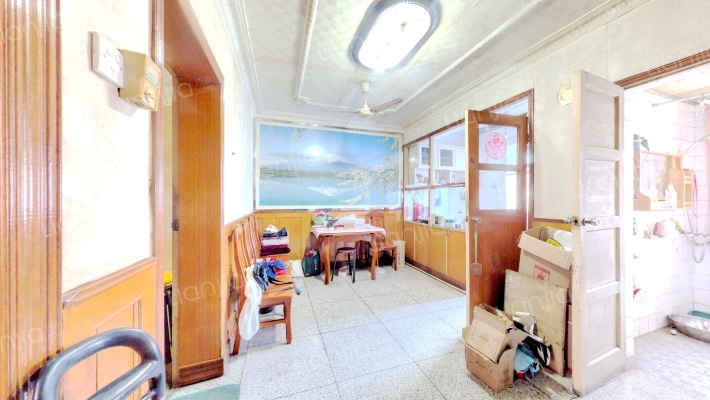 客运公司宿舍楼二手房实景图