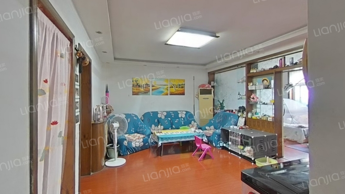 山川东风小区二手房实景图