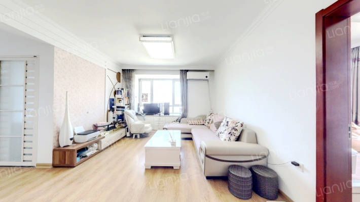 中铁人杰水岸三期二手房实景图