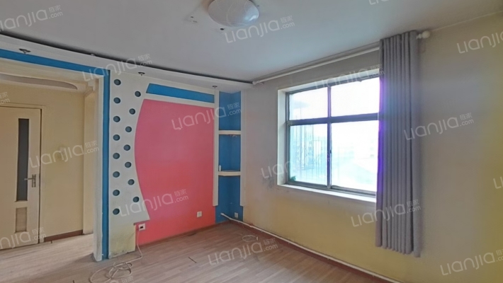 绿化路四十七号院二手房实景图