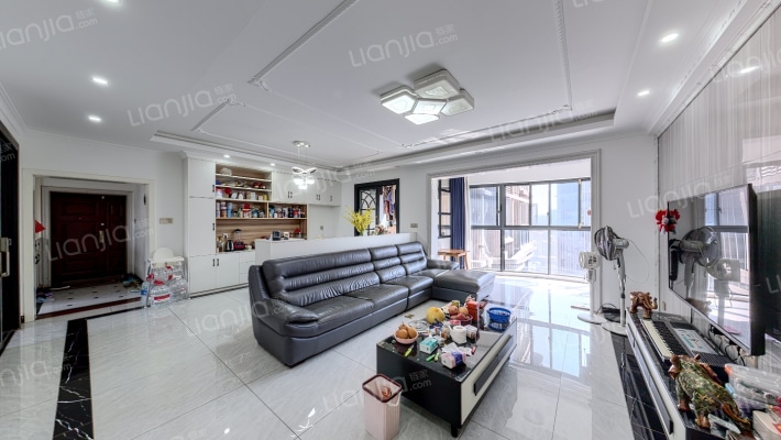 名家翡翠花园二手房实景图