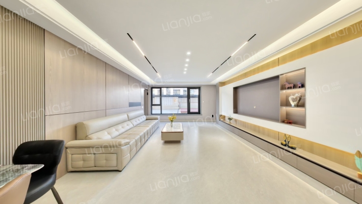 中央和府二手房实景图