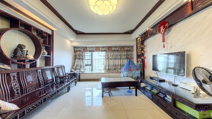 锦绣香江花园布查特官邸二手房实景图