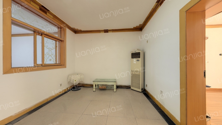 招商场南工商宿舍二手房实景图