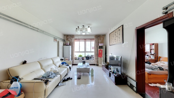 阳光假日二手房实景图