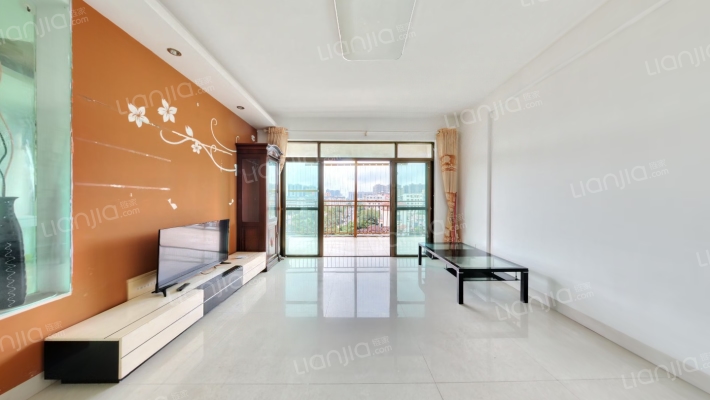 蓝海佳园二手房实景图