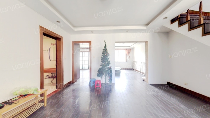 中华西村二手房实景图