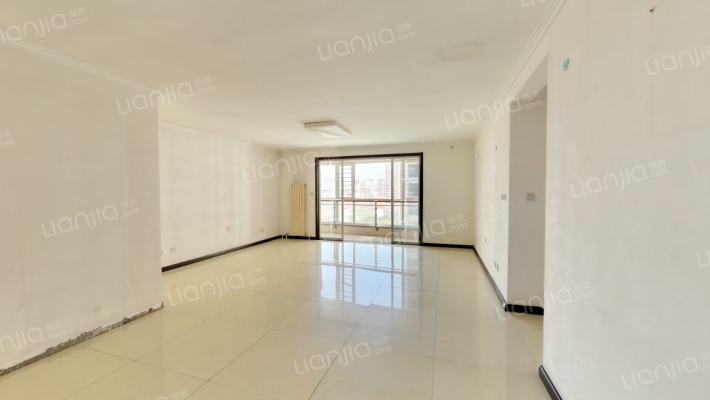 学府小区二手房实景图