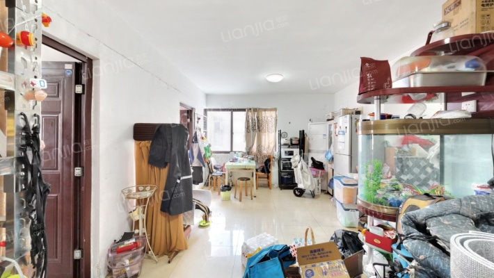 天虹公寓二手房实景图
