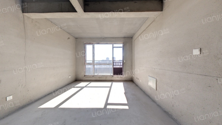 中央悦府二手房实景图