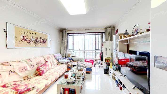 威毕欧溪谷二手房实景图