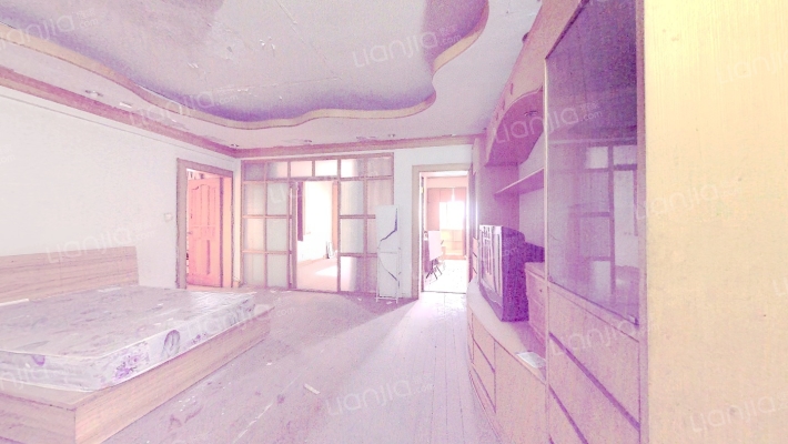 高雄路107号二手房实景图