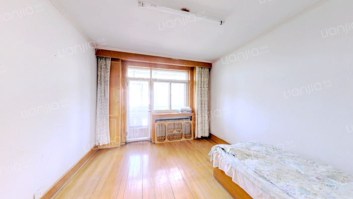 塔湾街77号二手房实景图