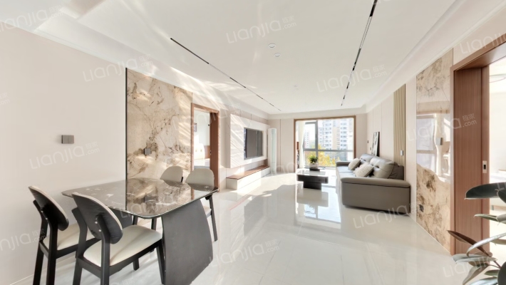 蓝水假期三期二手房实景图