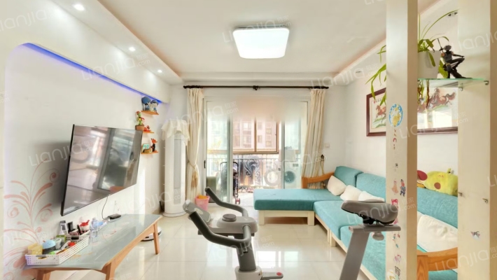 金色湖滨二手房实景图