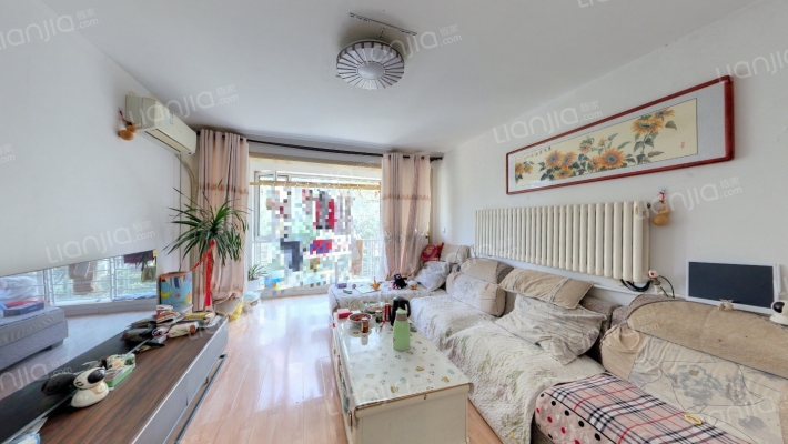 仁和梅苑二期二手房实景图