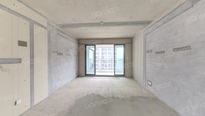 轨道中建麓江府二手房实景图