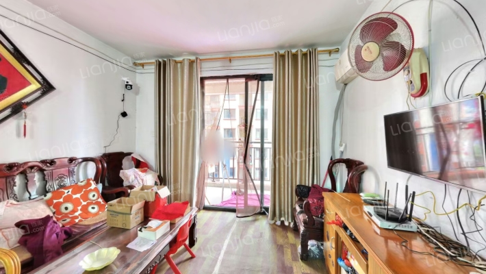 金群家园东区二手房实景图