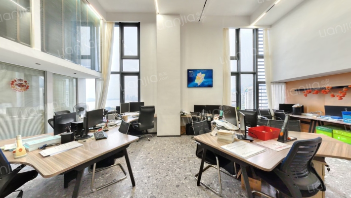 东煌江滨公馆二手房实景图