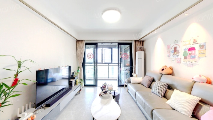 时代水畔雅苑二手房实景图