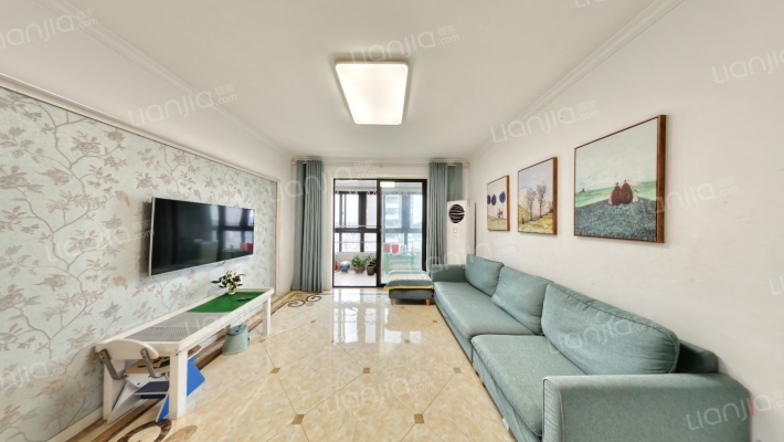 保利罗兰春天二手房实景图