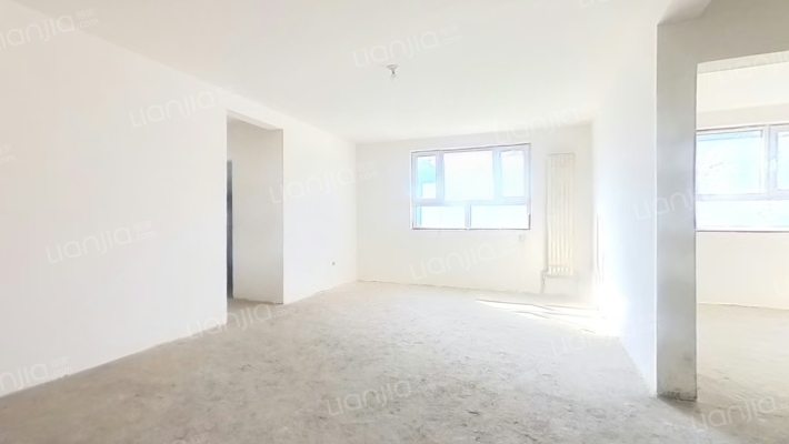 境门华府二手房实景图