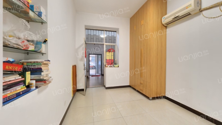 钢花村街116社区二手房实景图