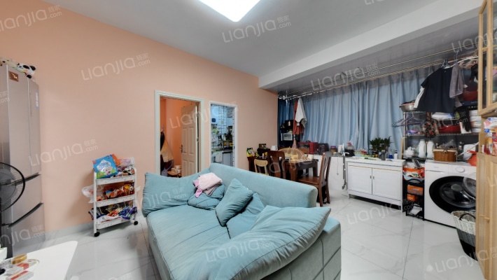 布吉区金沙花园二手房实景图