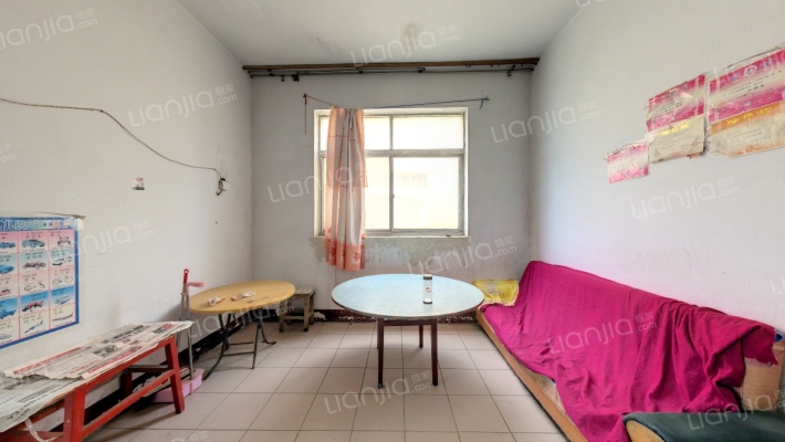 天使村家属区二手房实景图