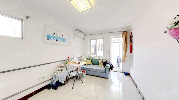 七里山南村一区二手房实景图