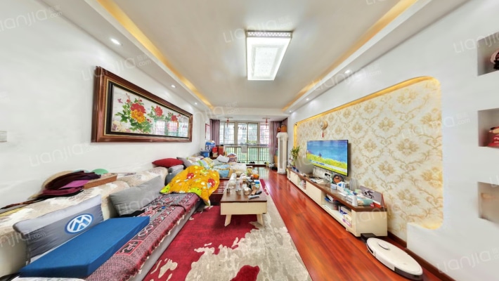 加州阳光东区二手房实景图