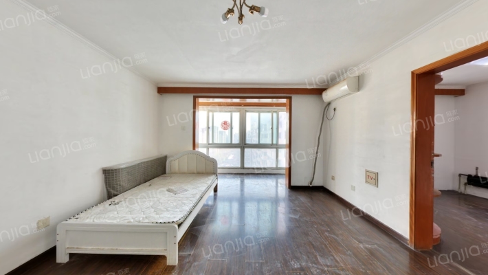 政馨园一区二手房实景图