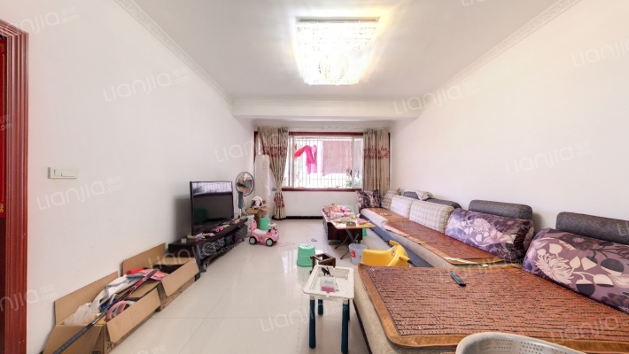 南方花园B区二手房实景图