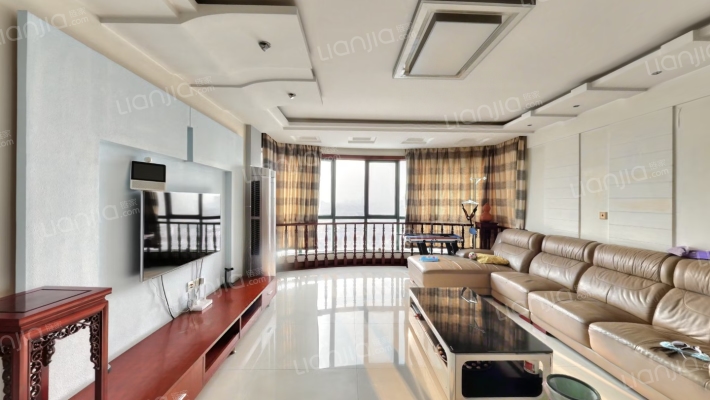 东方巴黎公寓二手房实景图