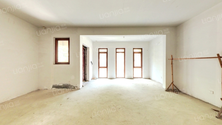 曲江凤凰池二手房实景图