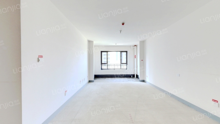 中海铂悦府二手房实景图