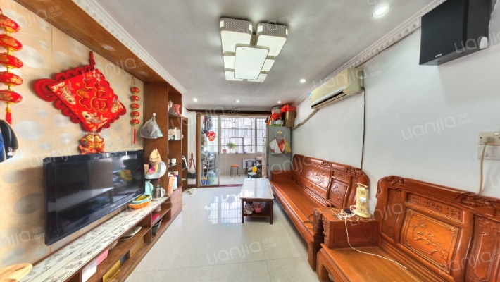 劬劳中学宿舍二手房实景图