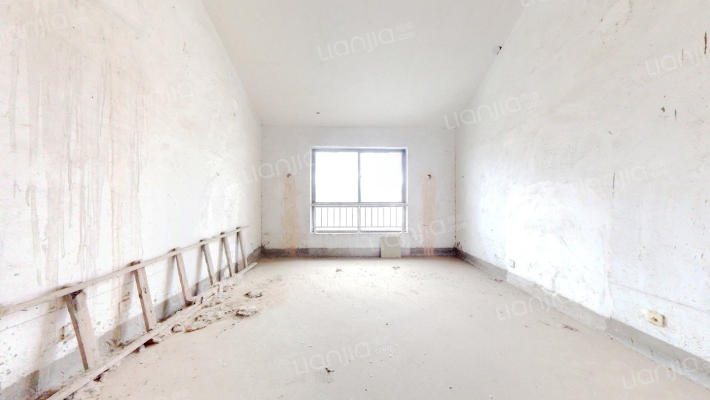 翡翠明珠二手房实景图