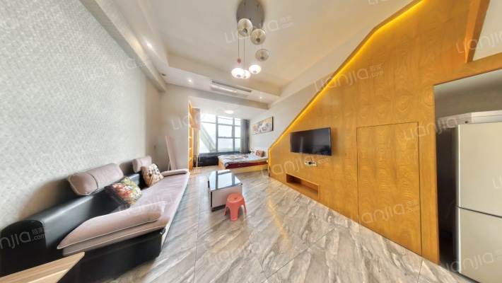 荣正财富广场二手房实景图