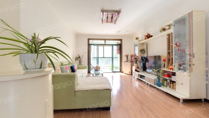 国际华城一村二手房实景图