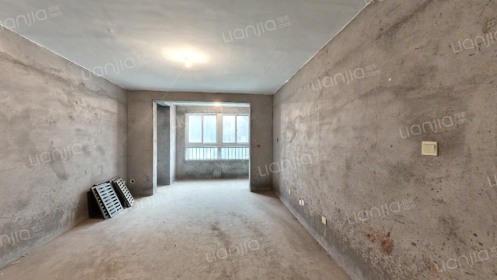 御水华庭东区二手房实景图