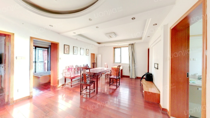 惊驾名庭C区二手房实景图