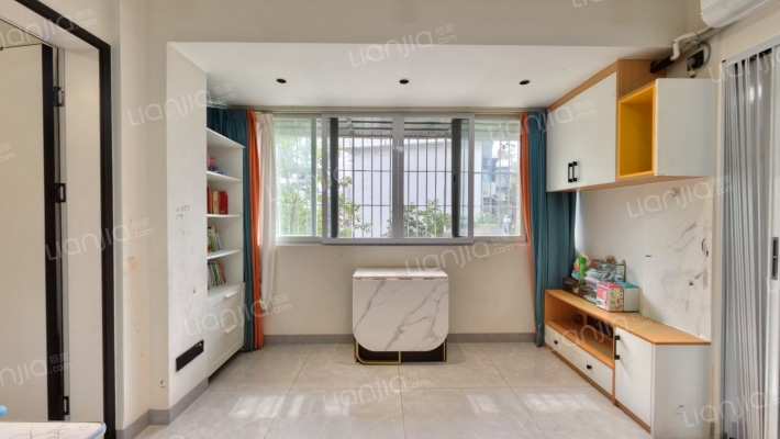 振兴小区二手房实景图